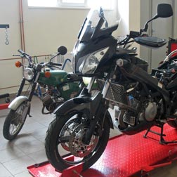 servis motocyklů a skútrů KAPMOTO